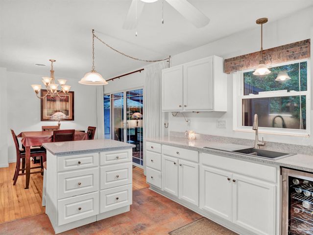 111 Euclid St, Pensacola, FL 32503