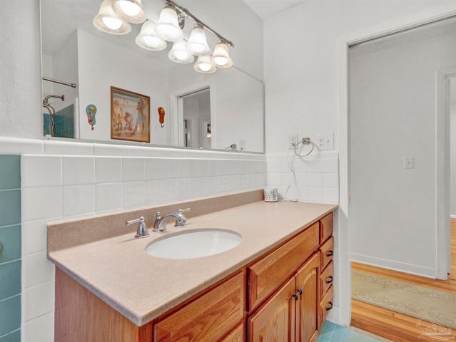 111 Euclid St, Pensacola, FL 32503