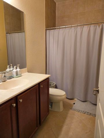 4277 SW Pine Cove Court, Stuart, FL 34997