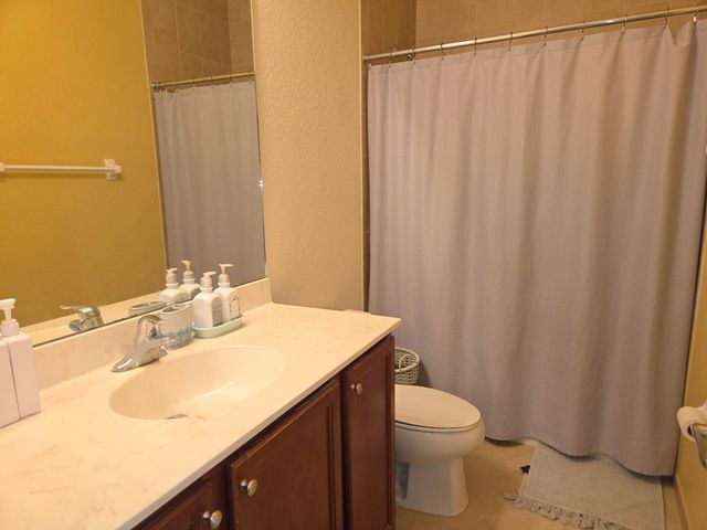 4277 SW Pine Cove Court, Stuart, FL 34997