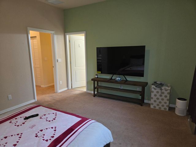 4277 SW Pine Cove Court, Stuart, FL 34997