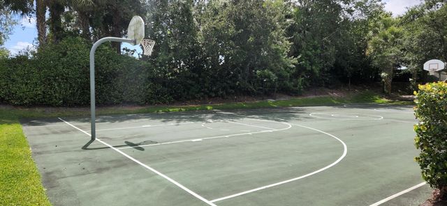 4277 SW Pine Cove Court, Stuart, FL 34997