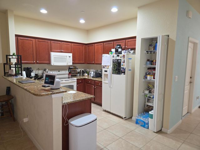 4277 SW Pine Cove Court, Stuart, FL 34997