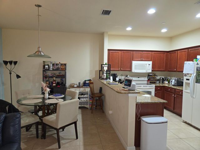 4277 SW Pine Cove Court, Stuart, FL 34997