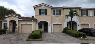 4277 SW Pine Cove Court, Stuart, FL 34997