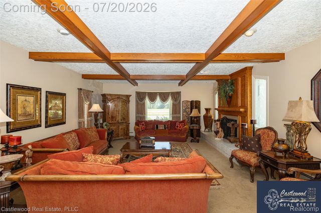 17150 S Nunneley Road, Clinton Charter Township, MI 48035