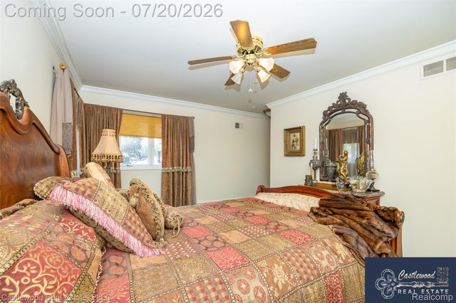 17150 S Nunneley Road, Clinton Charter Township, MI 48035