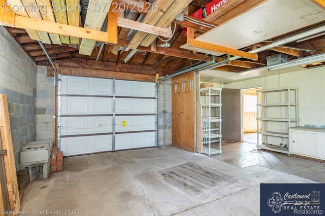 17150 S Nunneley Road, Clinton Charter Township, MI 48035