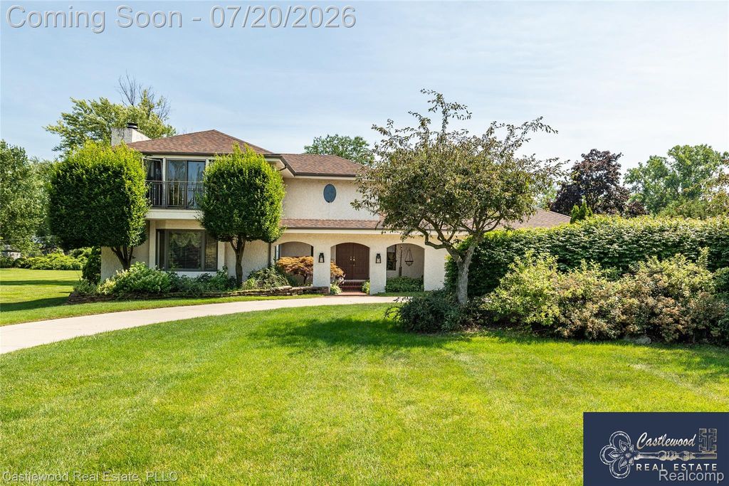 17150 S Nunneley Road, Clinton Charter Township, MI 48035