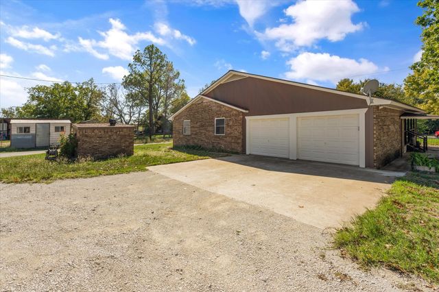 2715 Tin Top Road, Weatherford, TX 76087