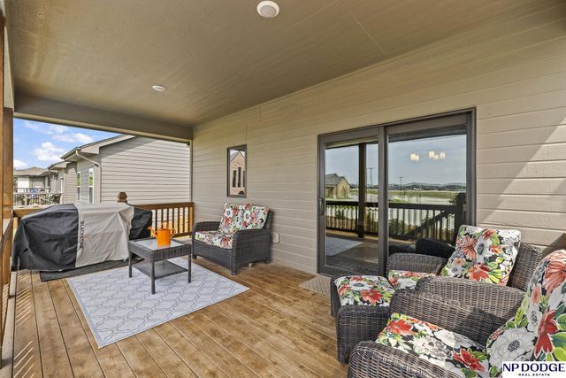 18707 Spaulding Street, Omaha, NE 68022