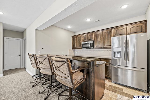 18707 Spaulding Street, Omaha, NE 68022