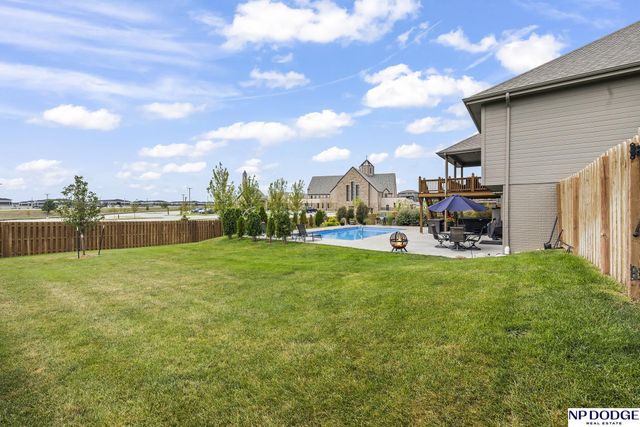 18707 Spaulding Street, Omaha, NE 68022