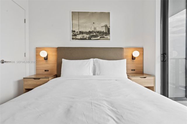 159 NE 6th St 2905, Miami, FL 33132