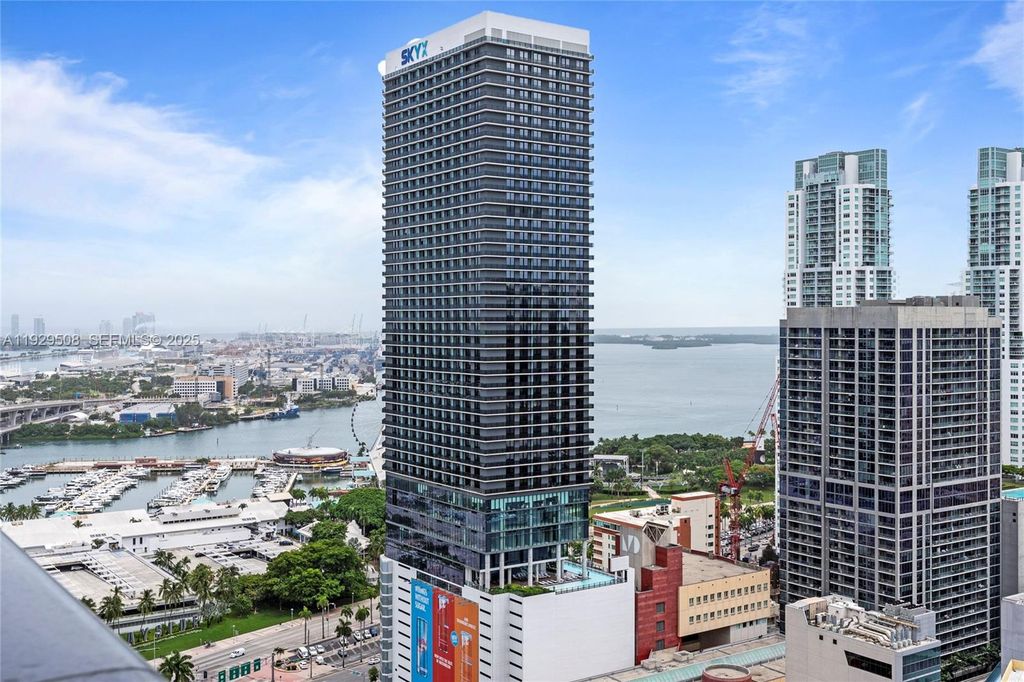 159 NE 6th St 2905, Miami, FL 33132