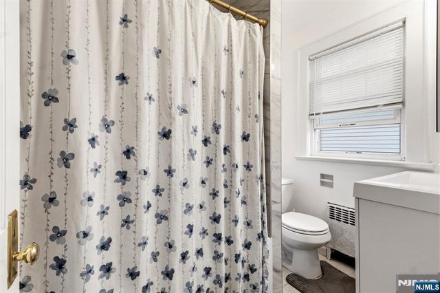 351 Park Avenue, Rutherford, NJ 07070
