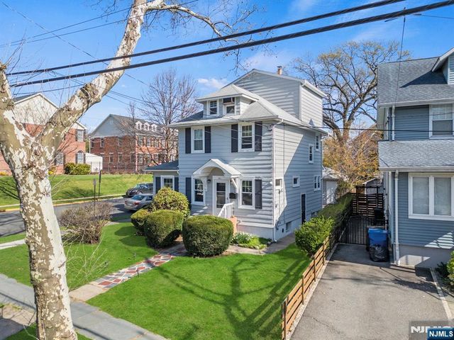 351 Park Avenue, Rutherford, NJ 07070
