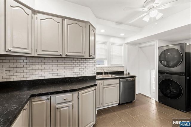 351 Park Avenue, Rutherford, NJ 07070