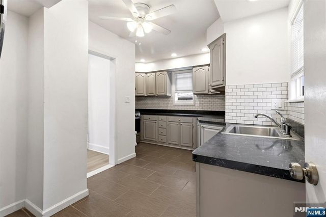 351 Park Avenue, Rutherford, NJ 07070