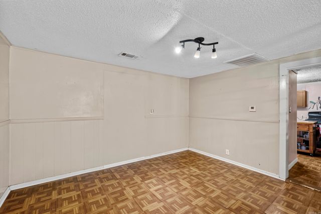 16520 Landmark Road, Little Rock, AR 72206