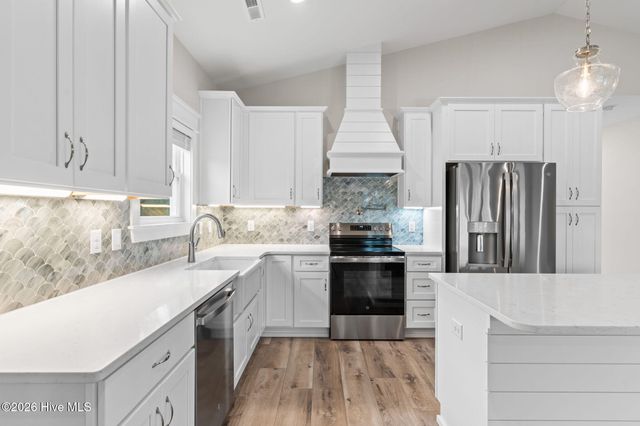 310 NE 58th Street, Oak Island, NC 28465