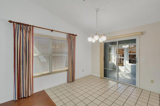 135 10th Avenue, Vero Beach, FL 32962