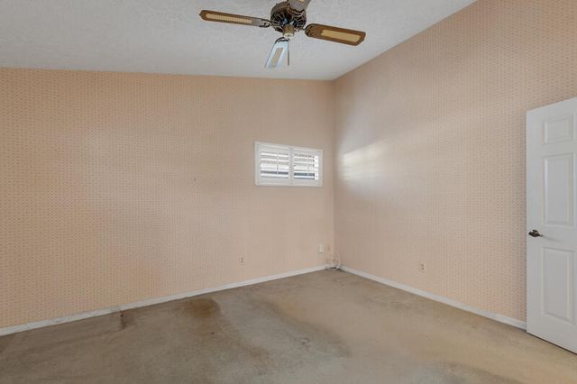 135 10th Avenue, Vero Beach, FL 32962