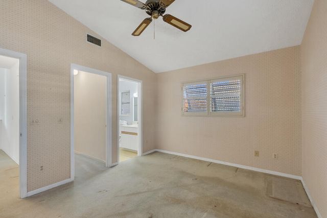 135 10th Avenue, Vero Beach, FL 32962