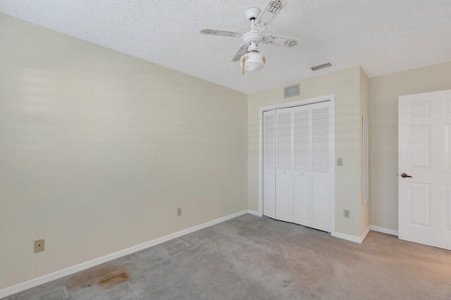 135 10th Avenue, Vero Beach, FL 32962