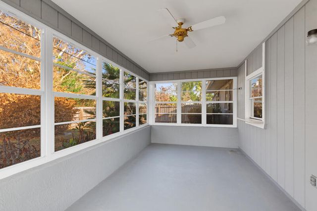 135 10th Avenue, Vero Beach, FL 32962