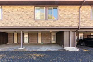 26 Cour Versaille Court 26, Palos Hills, IL 60465