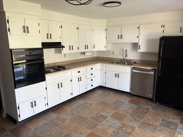 106 N 20TH Street, Vincennes, IN 47591