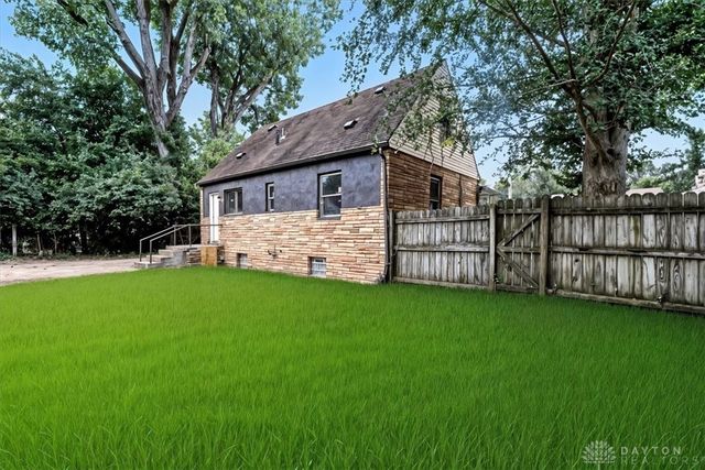 209 Julia Avenue, Dayton, OH 45405