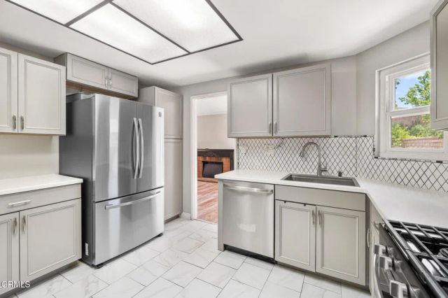 28942 Rue Daniel, Santa Clarita, CA 91387