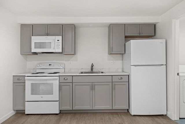 911 E Bridgeport Ave, Spokane, WA 99207