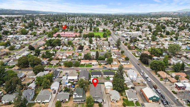 911 E Bridgeport Ave, Spokane, WA 99207