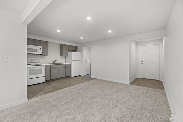 911 E Bridgeport Ave, Spokane, WA 99207