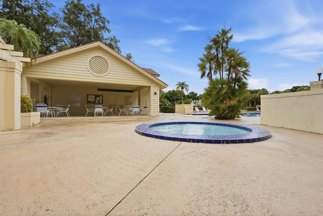 8111 Northboro Court 11d, Lake Clarke Shores, FL 33406