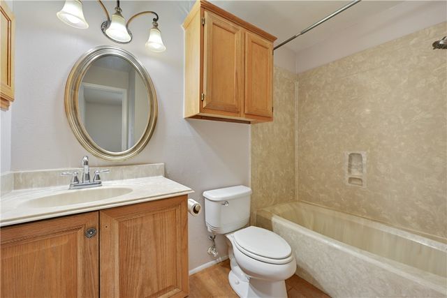 1904 Dartmouth Street N3, College Station, TX 77840