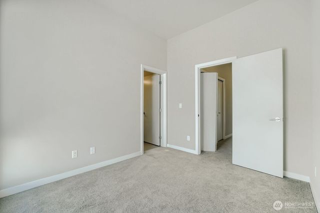 8607 22nd Place NE, Seattle, WA 98115