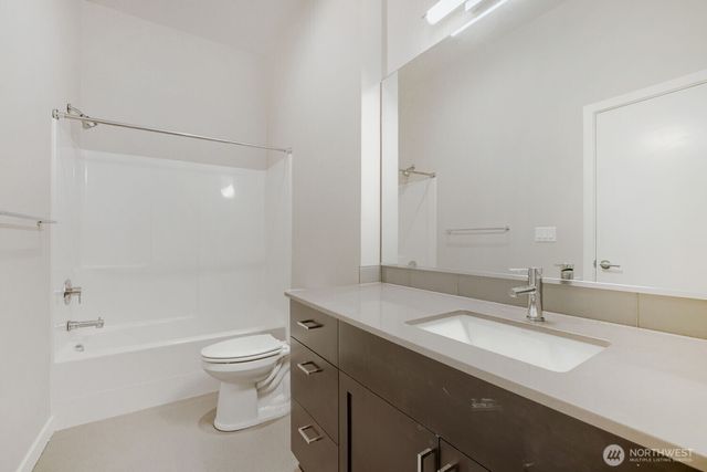 8607 22nd Place NE, Seattle, WA 98115