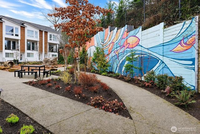 8607 22nd Place NE, Seattle, WA 98115