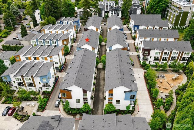 8607 22nd Place NE, Seattle, WA 98115