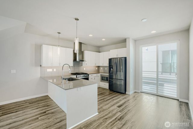 8607 22nd Place NE, Seattle, WA 98115