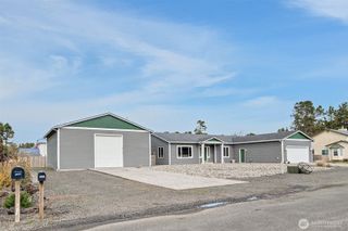 1215 195th Street, Long Beach, WA 98631