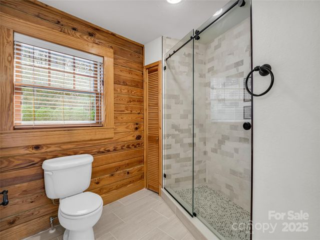 134 Raleigh Drive, Lake Lure, NC 28746