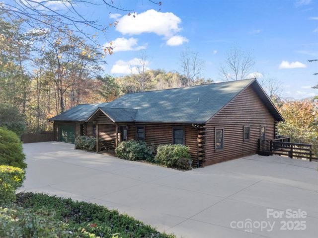134 Raleigh Drive, Lake Lure, NC 28746