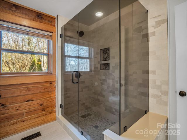 134 Raleigh Drive, Lake Lure, NC 28746