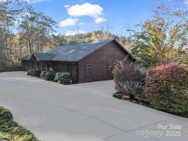 134 Raleigh Drive, Lake Lure, NC 28746