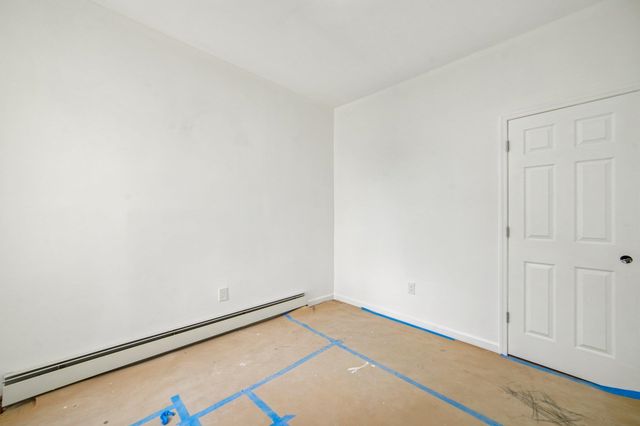 68 SEIDLER ST, Jc, West Bergen, NJ 07304